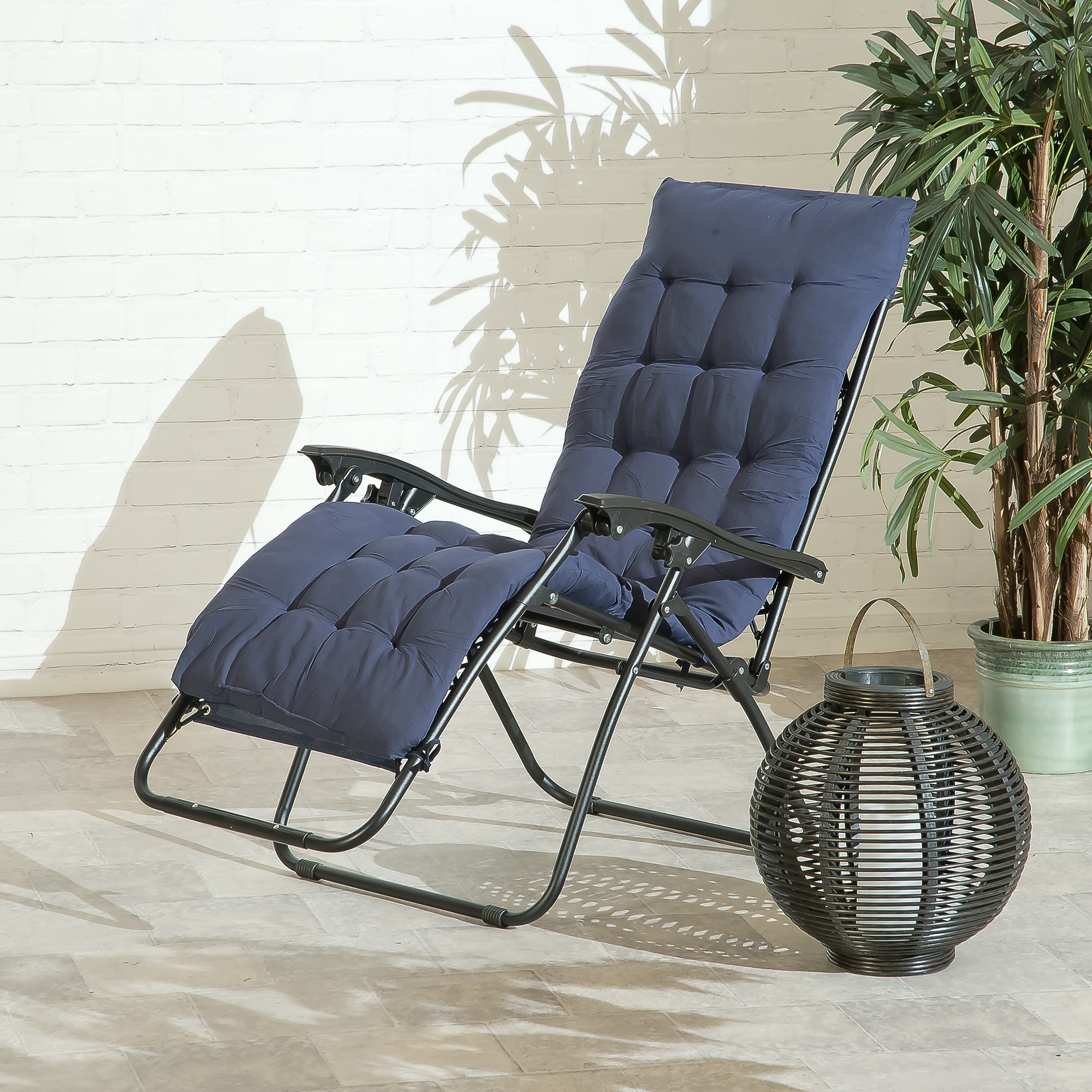 Royal Relaxer Garden Chair
